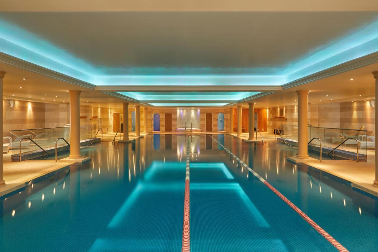 Lion Quays Resort Chirk Exterior photo