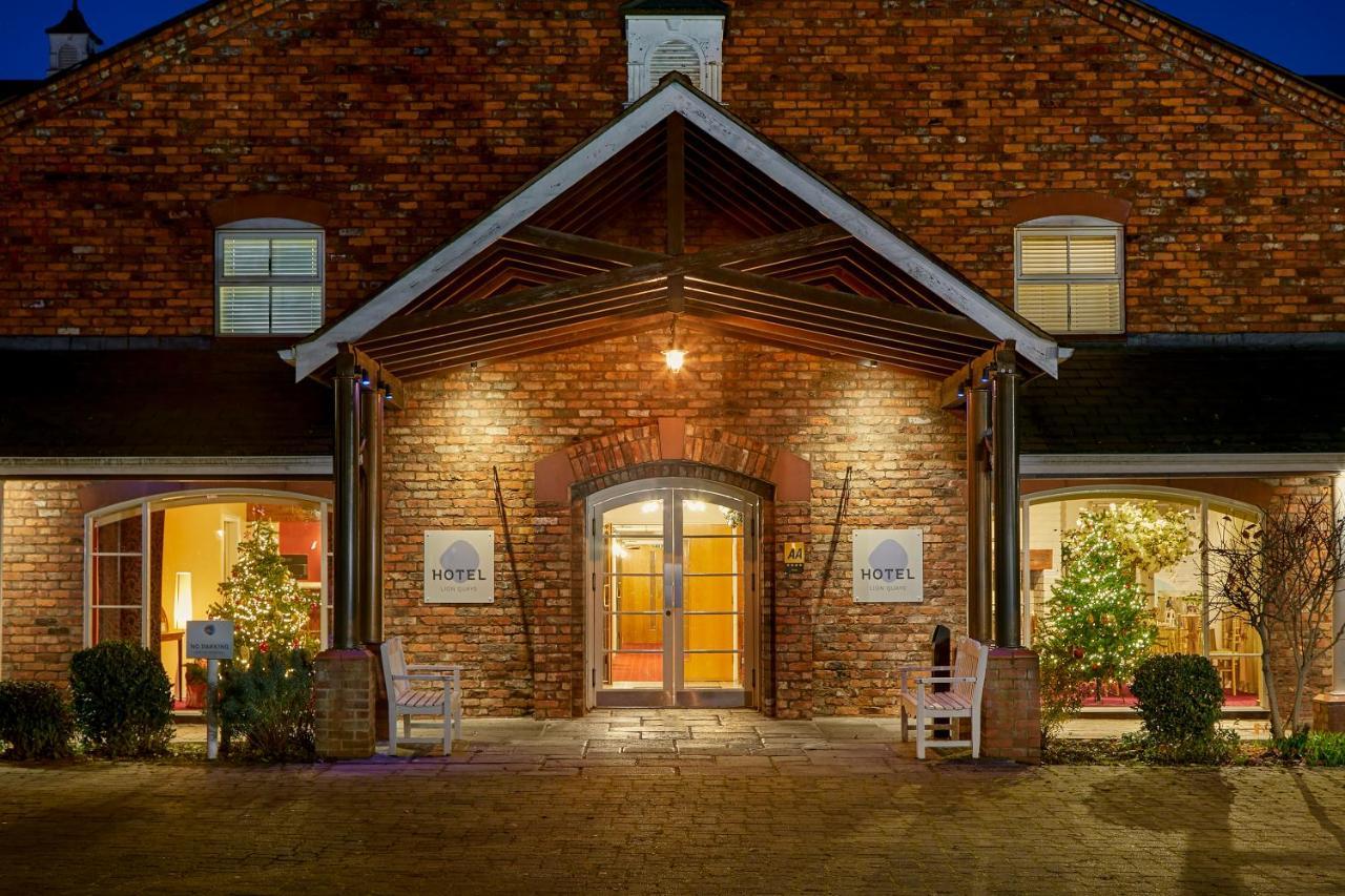 Lion Quays Resort Chirk Exterior photo