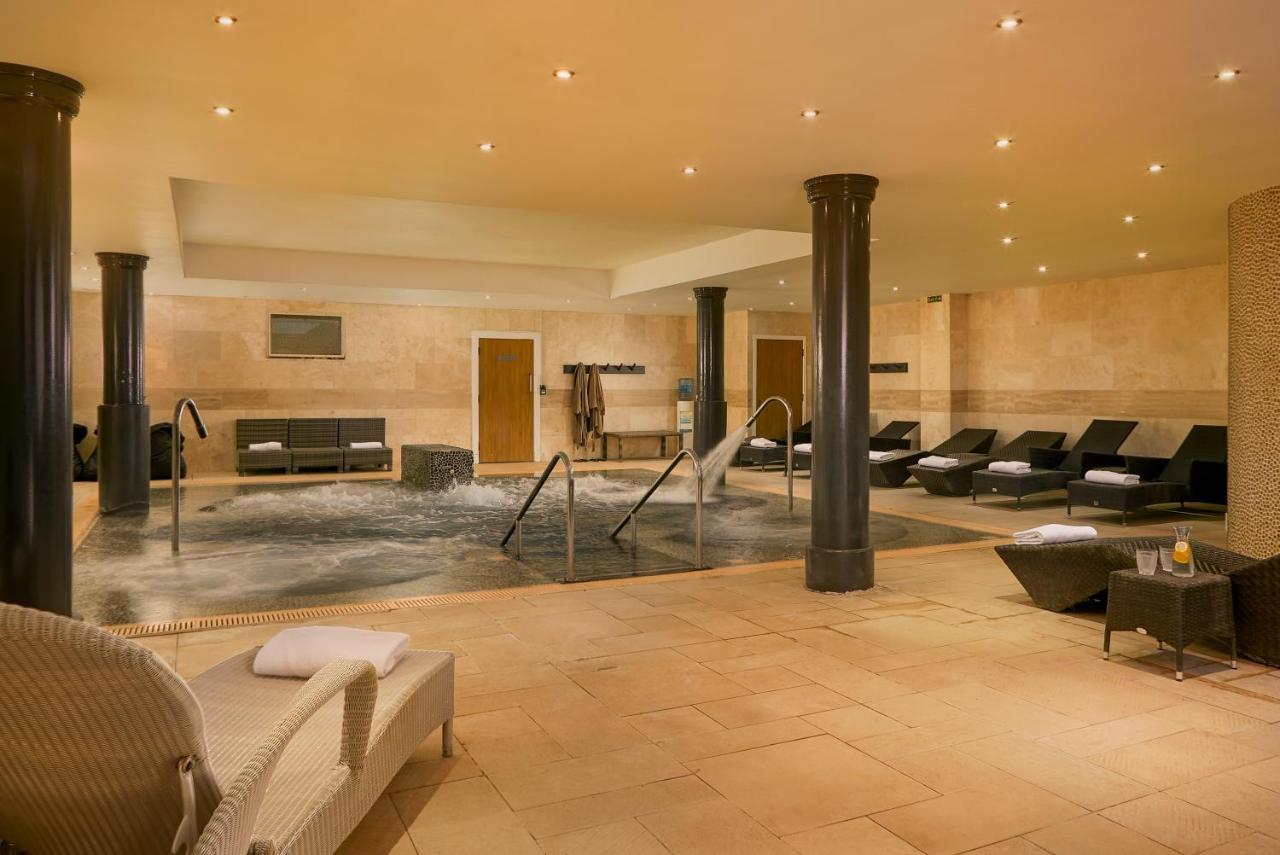 Lion Quays Resort Chirk Exterior photo
